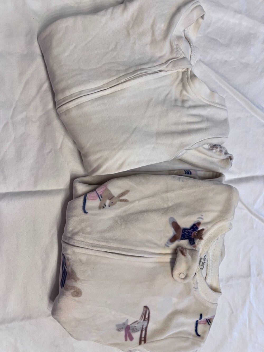 Bundle of 2: Size 2T Footed Pajamas (Carter’s & Amazon Basics)